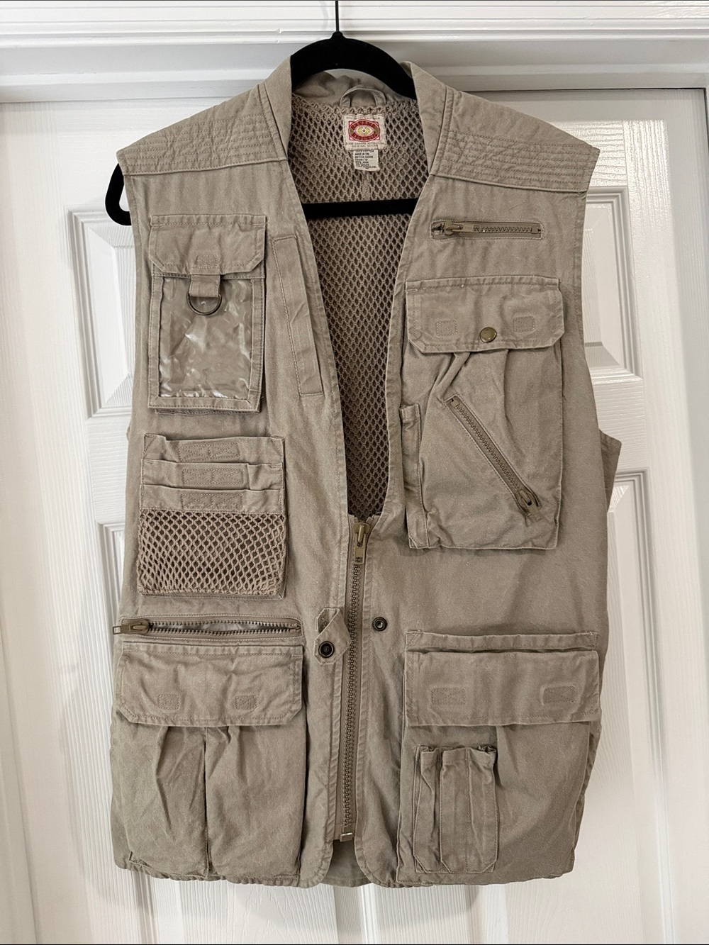 Vintage 1986 Banana Republic Safari Vest Mens Size M Khaki Utility Photography